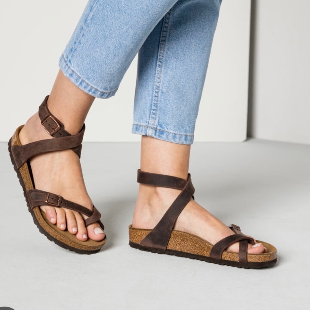 Leather Birkenstock Yara Sandal Size 38